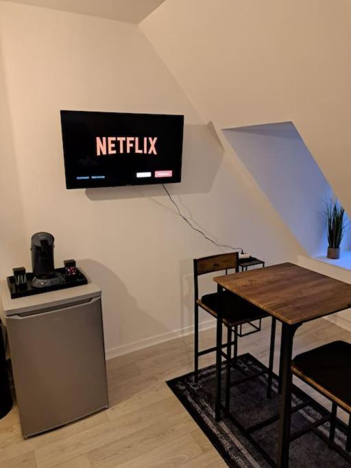 Confortable Studio Renove Камбре Екстериор снимка